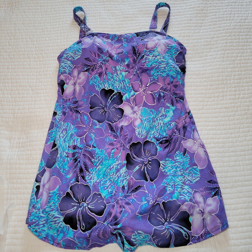 Jessica London Womens 18W Purple Floral Hibiscus Swimdresss‎ suit